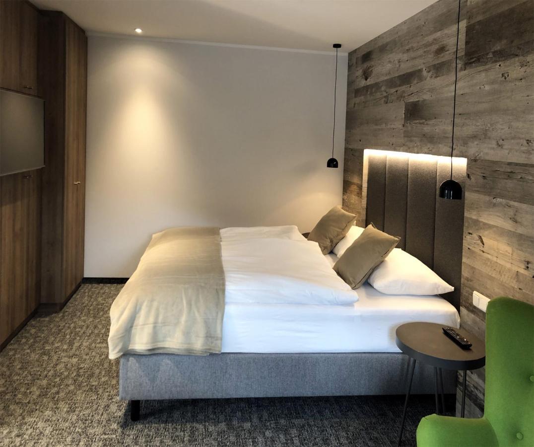 Seehotel Im Weyer Gmunden Ngoại thất bức ảnh